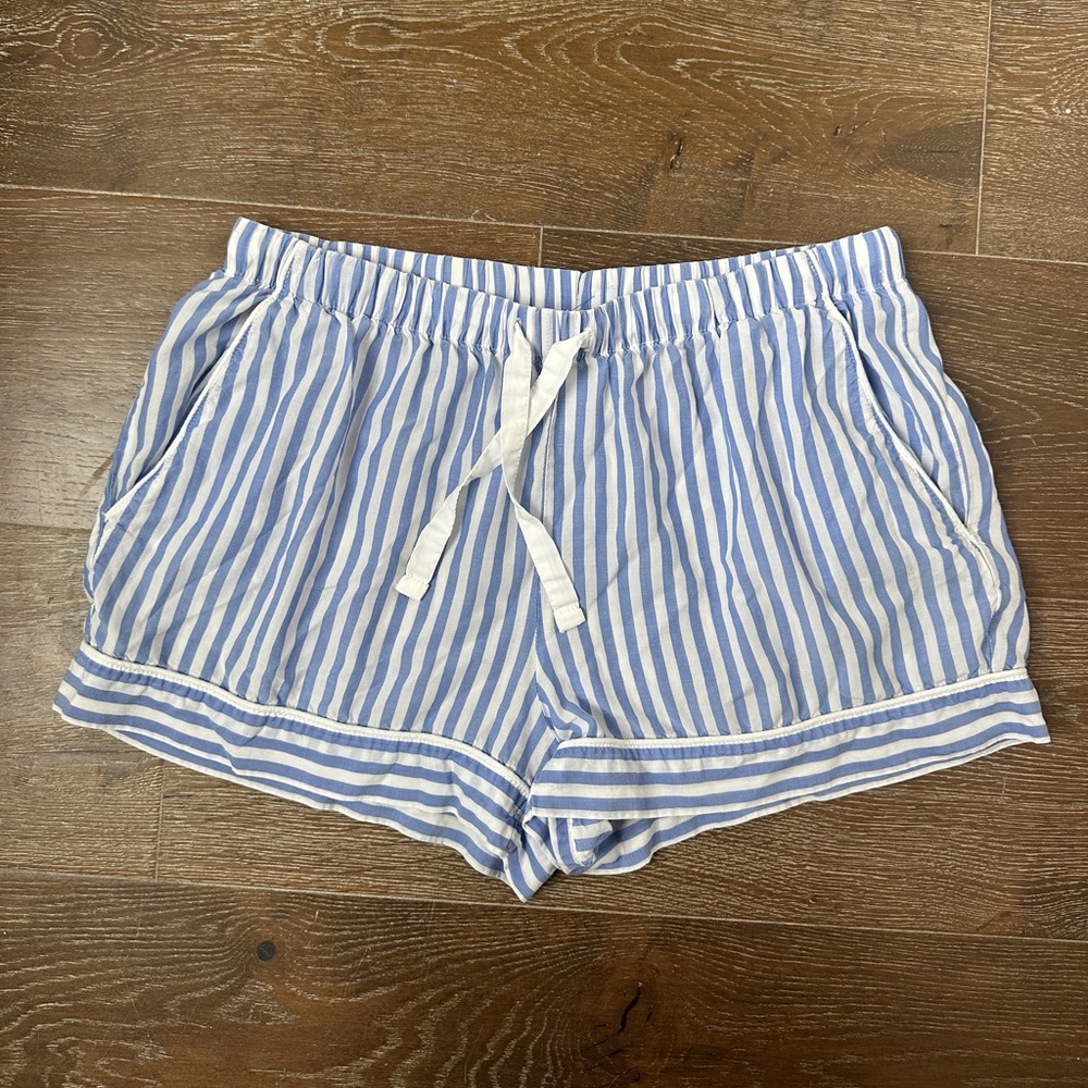Blue & whote striped shorts